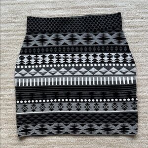 Krimson Klover Jelena Skirt Black Gray Nordic Knit Skirt Size Small